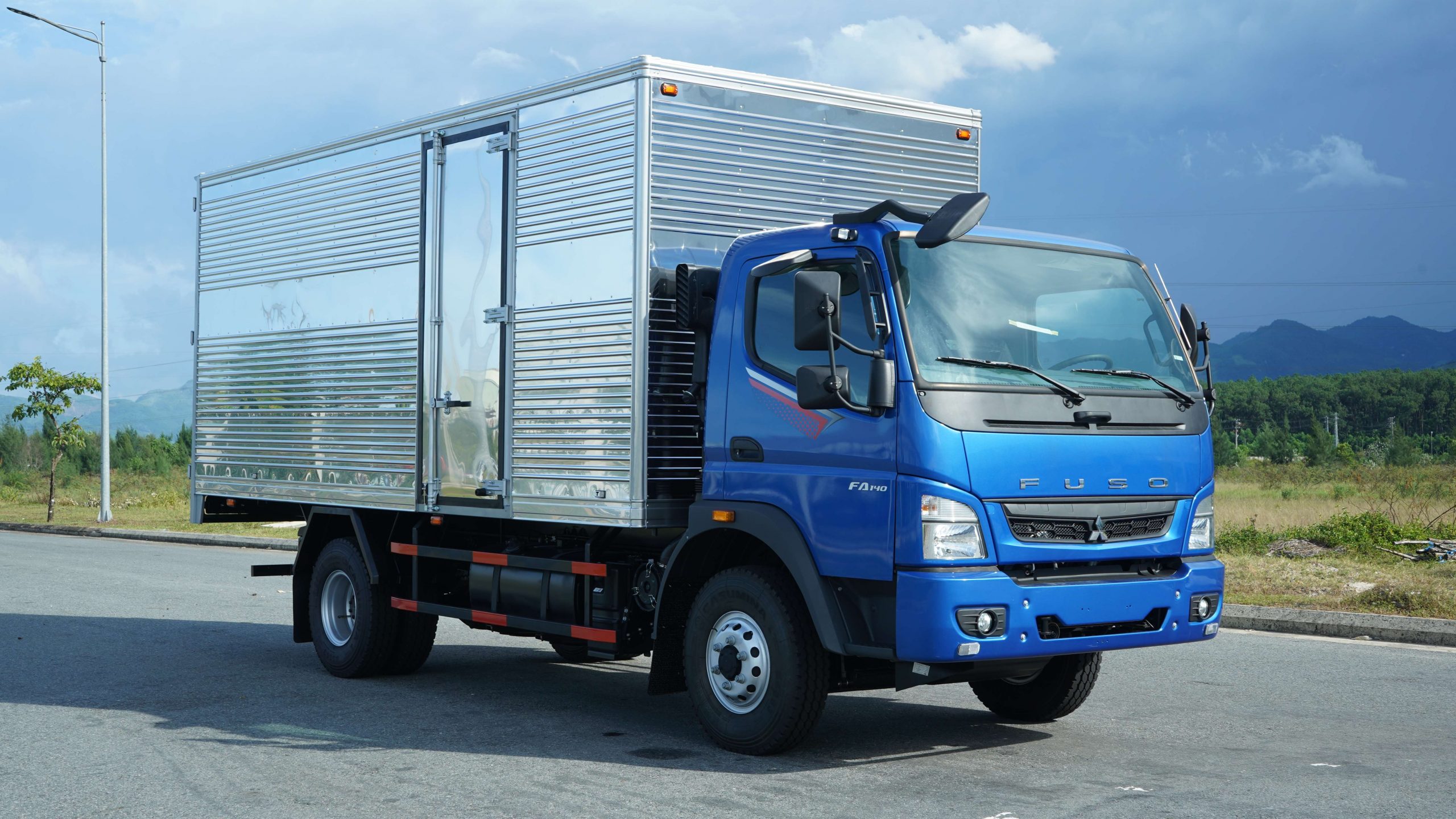 FUSO FA140